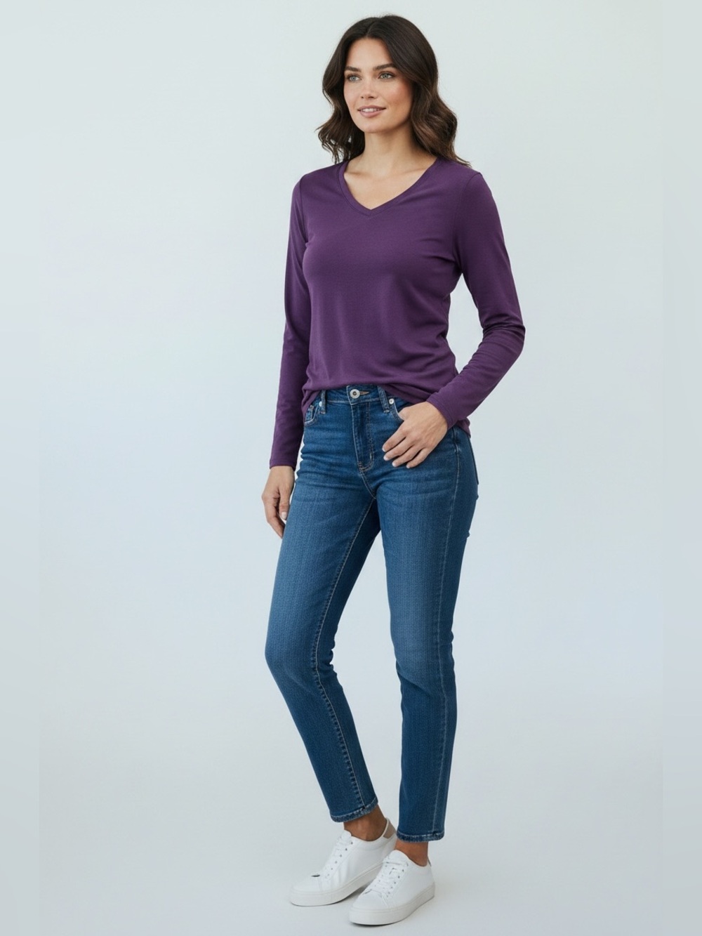 Eddie Bauer Women’s Size XL Long Sleeve V Neck Purple Plum Casual Tee